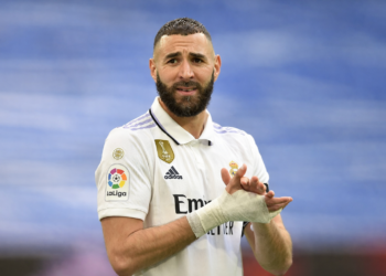 كريم بنزيما يبدأ محادثات مغادرة نادي الاتحاد.jpg