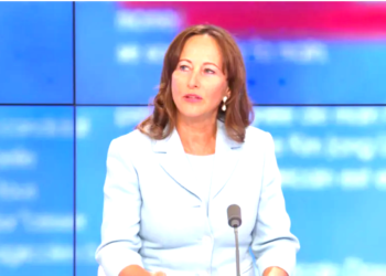 لقاء دبلوماسي يعكس العلاقات الجزائرية الفرنسية